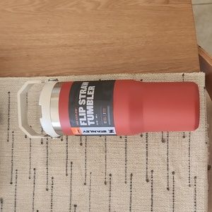 Stanley Ice Flow Flip Straw Tumbler